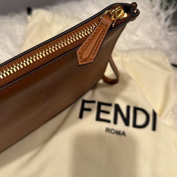 Fendi Roma Flat Pouch Large - Picture 9 of 10